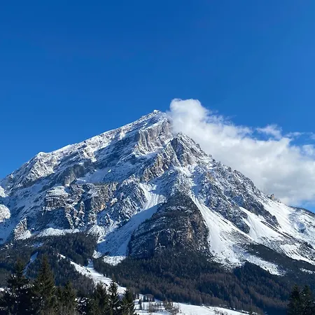 Feriehus Casa Gialla Attico Da Sogno Tra Le Dolomiti