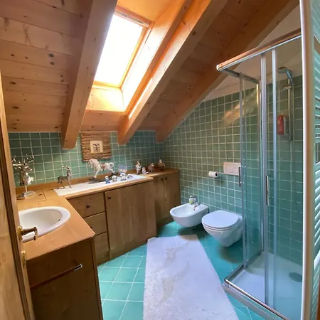 Casa Gialla Attico Da Sogno Tra Le Dolomiti